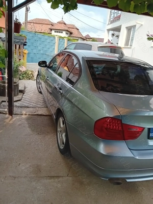 Se vinde masina de familie