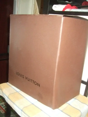 Louis Vuitton cutie mare - imagine 2