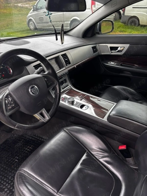 Jaguar XF 3.0D Luxury - imagine 9