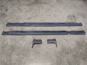 Set ornamente praguri și ornamente aripă Ford Focus 2