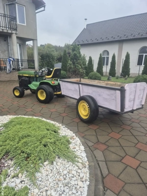 tractoras John Deere 400