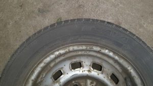 Vând 4 cauciucuri cu tot cu jante, 155/65 R13 Sava. - imagine 2