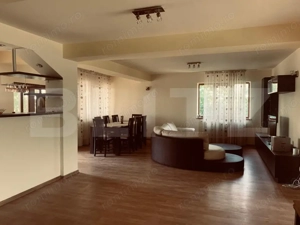 Vilă 380mp, cu panoramă și curte de 2100 mp în Cârcea - imagine 2