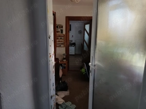 Casa 3 camere bucătărie,baie toate utilitățile la 8 km de Selgros Craiova - imagine 3