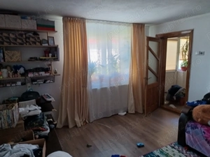 Casa 3 camere bucătărie,baie toate utilitățile la 8 km de Selgros Craiova - imagine 4