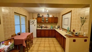 Apartament 4 camere,zona Ultracentrala,etaj 2 - imagine 3