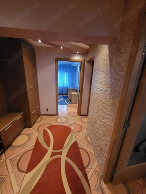 Apartament cu 3 camere, Bucovina , etaj 1 - imagine 2