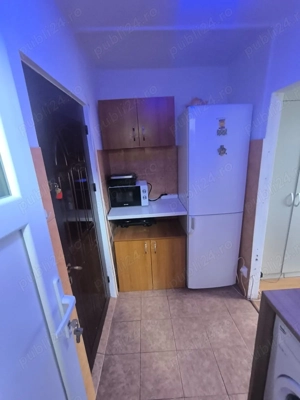 Vând cameră de cămin zona UMT - imagine 6