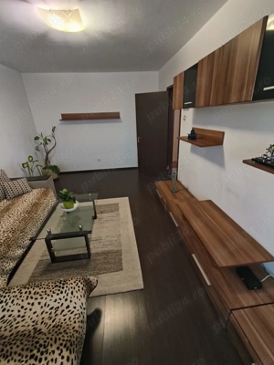 Închiriez apartament Dristor metrou 