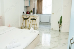 Studio INTALNIRI PRIVATE, foarte curat si discret, intimitate confort