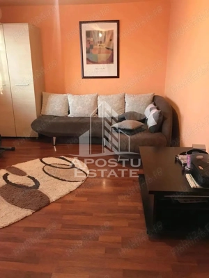 Apartament cu 3 camere, centrala proprie, zona Cetatii - imagine 2