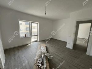 Apartament cu 3 camere 2 bai si 2 balcoane etaj 1 zona Doamna Stanca - imagine 6