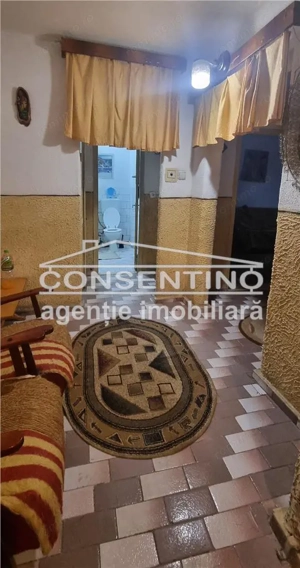 Se vinde apartament cu 2 camere confort1 , liber , cart . Micro XIV - imagine 5