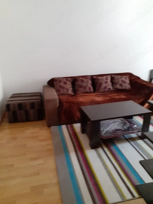 Inchiriez apartament 4 camere zona centrala - imagine 2