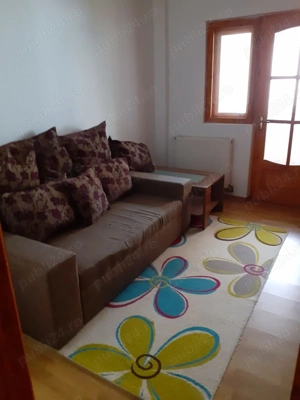 Inchiriez apartament 4 camere zona centrala - imagine 3