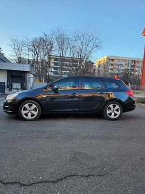 Opel astra j 1.6 cdti Sports tourer - imagine 2