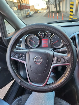 Opel astra j 1.6 cdti Sports tourer - imagine 5