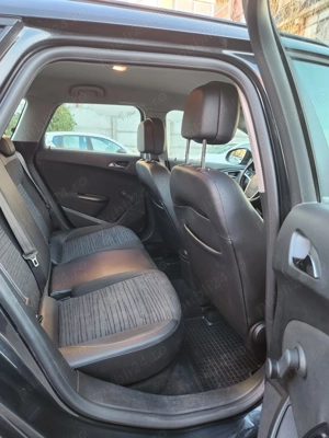 Opel astra j 1.6 cdti Sports tourer - imagine 9
