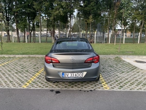 Opel Astra J 2017 1400 cmc, 140 CP - imagine 9 Opel Astra J 2017 1400 cmc, 140 CP - imagine 9