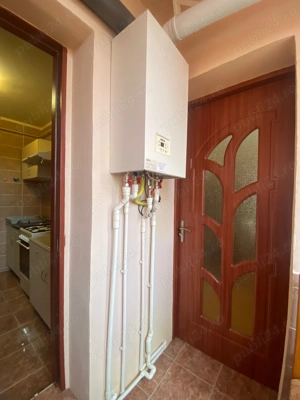 Apartament 2 cam decomandat, centrală termică, mobilat și utilat - imagine 4
