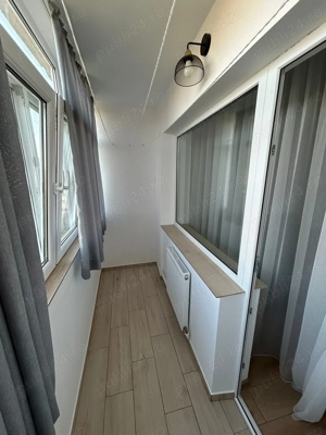 Apartament de vanzare 3 camere  - imagine 2 Apartament de vanzare 3 camere  - imagine 2