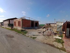 Sanandrei Casa Individuala Pe Parter, 3 Cam, Drum Asfaltat. Toate Utilitatiile