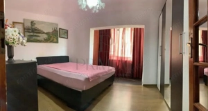 DAMBOVITA - ETAJ 2 - BLOC IZOLAT - 3 CAMERE - 2 BAI - 2 BALCOANE - CENTRALA PROPRIE - BOXA