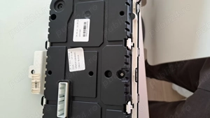 Nissan Nv200 an 2011 Ceasuri bord radio cd consolă schimbător  - imagine 3