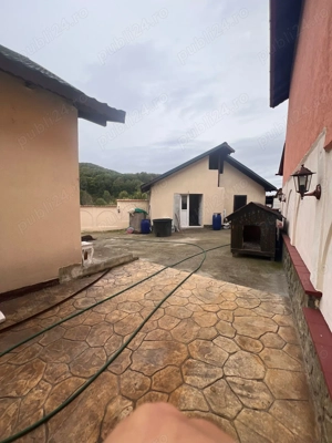 Vând casa la 7 km de rm valcea