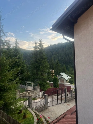 Pensiune de vanzare in Predeal - imagine 6