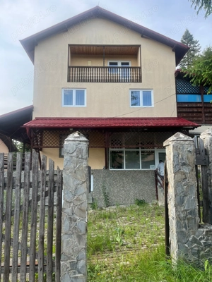 Pensiune de vanzare in Predeal - imagine 10