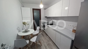 Apartament modern mobilat si utilat etaj intermediar bloc cu lift - imagine 8