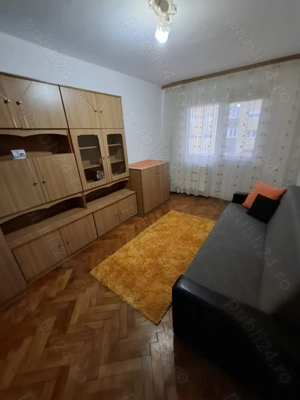 Închiriez apt.1cam .bloc de 4 etaje ,etaj intermediar 1