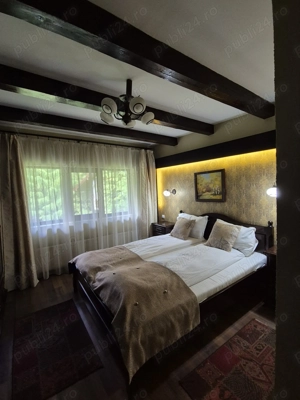 Cabană 19 persoane de închiriat de Crăciun în munții Retezat la 18km de pârtia de ski Râușor! - imagine 2 Cabană 19 persoane de închiriat de Crăciun în munții Retezat la 18km de pârtia de ski Râușor! - imagine 2