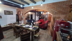 Casă de vânzare, 271 mp, zona Oiejdea - imagine 2