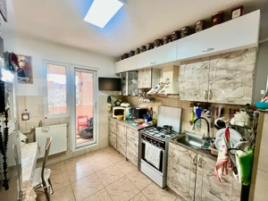 Apartament spațios cu 3 camere, 66 mp utili, etaj intermediar 