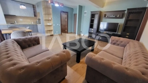 Apartament 2 camere de inchiriat 2 locuri de parcare piscina pe bloc