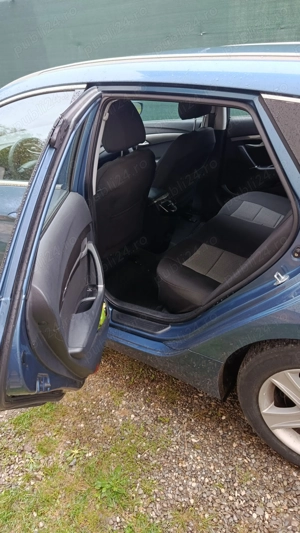 Hyundai i40, benzina  - imagine 4