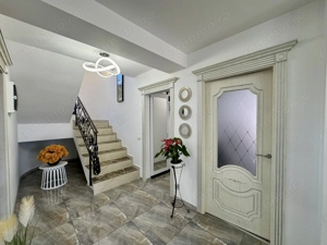 Berceni - VILĂ UNICAT, spațioasă, curte 1.000 mp, la 7 min metrou - imagine 13