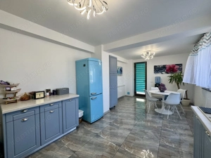 Berceni - VILĂ UNICAT, spațioasă, curte 1.000 mp, la 7 min metrou - imagine 9