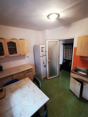 Apartament 3 camere Navodari - imagine 6 Apartament 3 camere Navodari - imagine 6