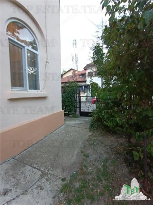 Vila cu aspect de conac in centrul Ploiestiului, ideala pentru locuinta, birou si alte activitati de - imagine 2