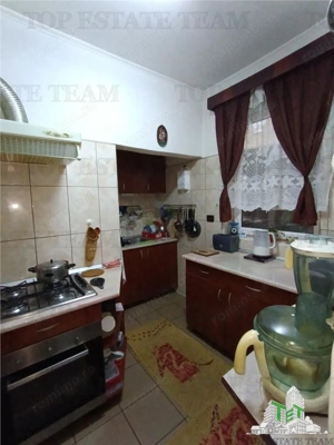 Vila cu aspect de conac in centrul Ploiestiului, ideala pentru locuinta, birou si alte activitati de - imagine 17