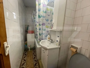 Apartament cu 3 camere, semidecomandat, spațios și luminos – zonă avantajoasă - imagine 11