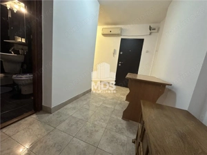 1 camera, decomandat, model mare parter inalt cu balcon in zona Aradului! - imagine 8