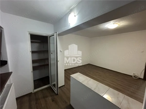 1 camera, decomandat, model mare parter inalt cu balcon in zona Aradului! - imagine 7