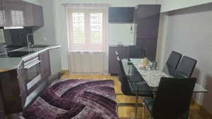 Inchiriez apartament 2 camere decomandat in Deva, zona ultracentrala (Spitalul Judetean), etaj 3,