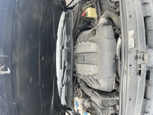 De vinzare V.W Touareg - imagine 2 De vinzare V.W Touareg - imagine 2