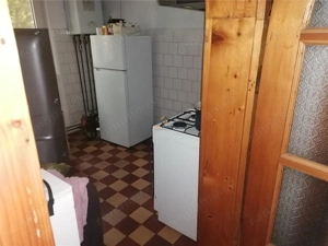 Decomandat cu Centrala Proprie Etaj 1 - imagine 2