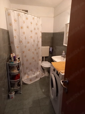 Casă Spațioasă si Utilată - imagine 9